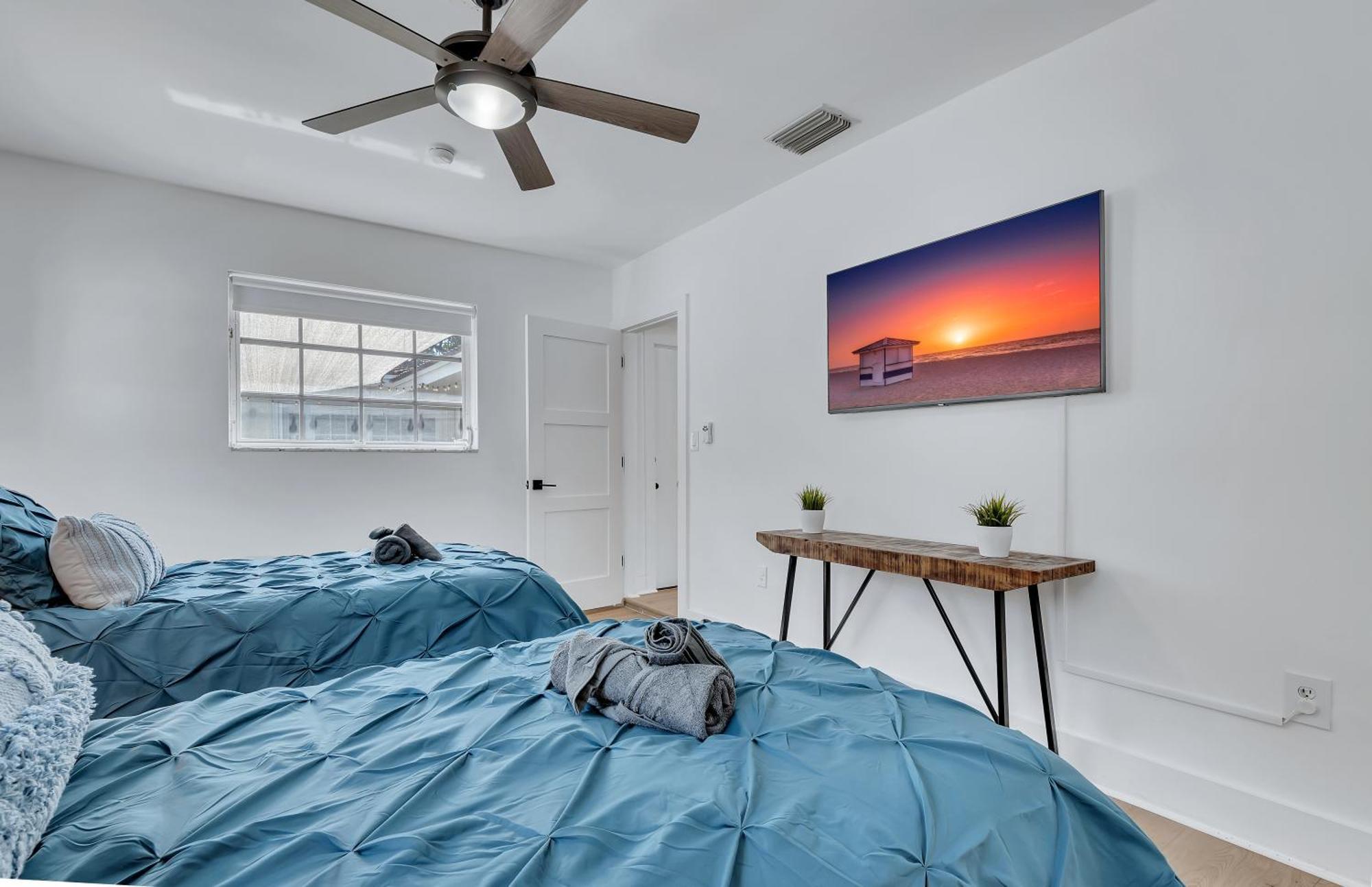 Gated Blanca 5br 3ba With Heated Pool & Bbq Apartment *