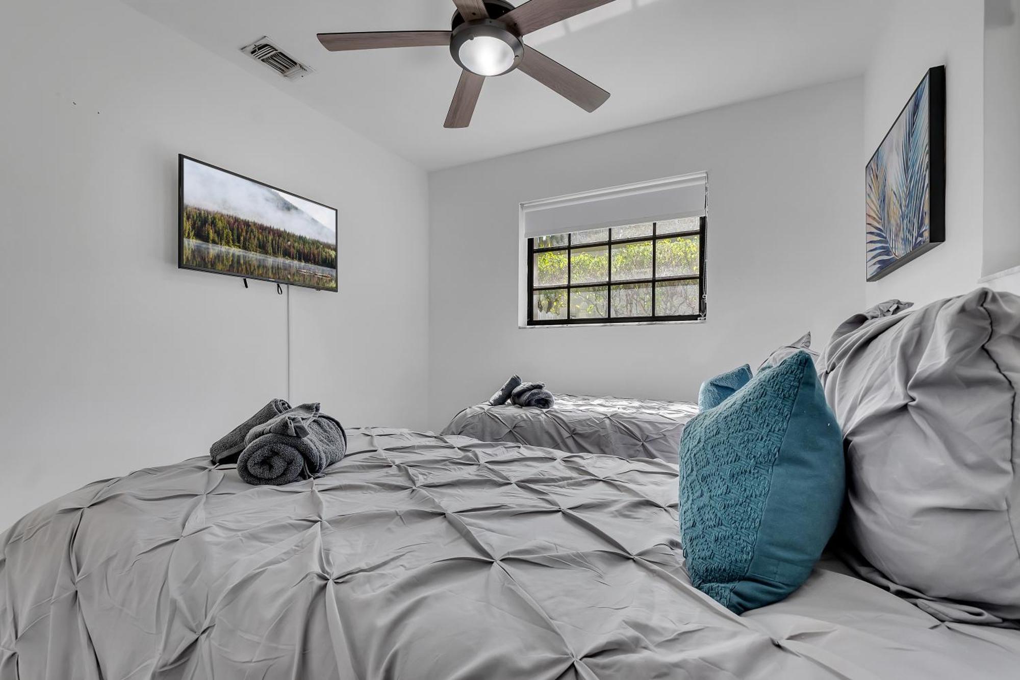 Gated Blanca 5br 3ba With Heated Pool & Bbq Apartment *