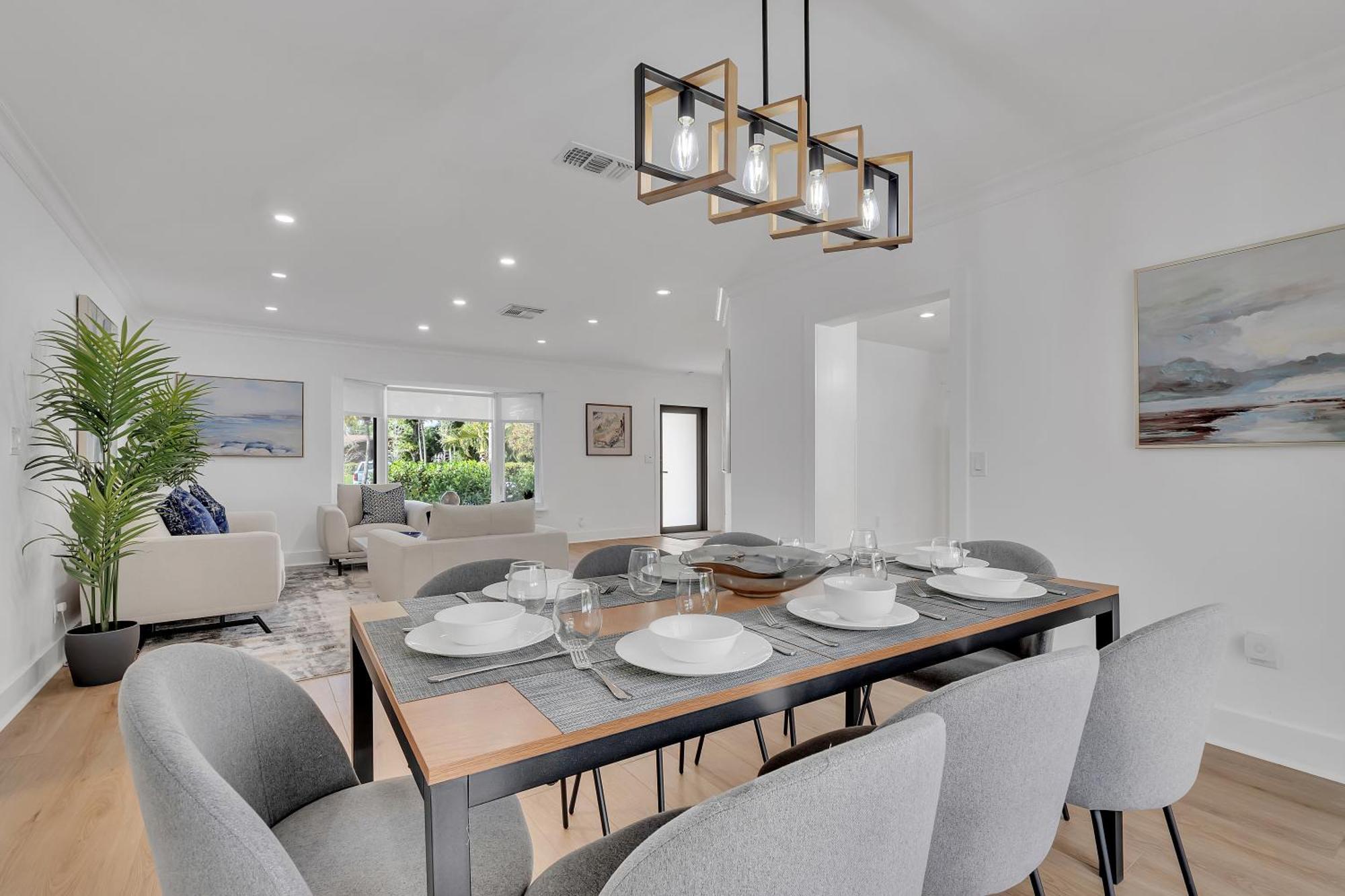 Apartment Gated Blanca 5br 3ba With Heated Pool & Bbq *