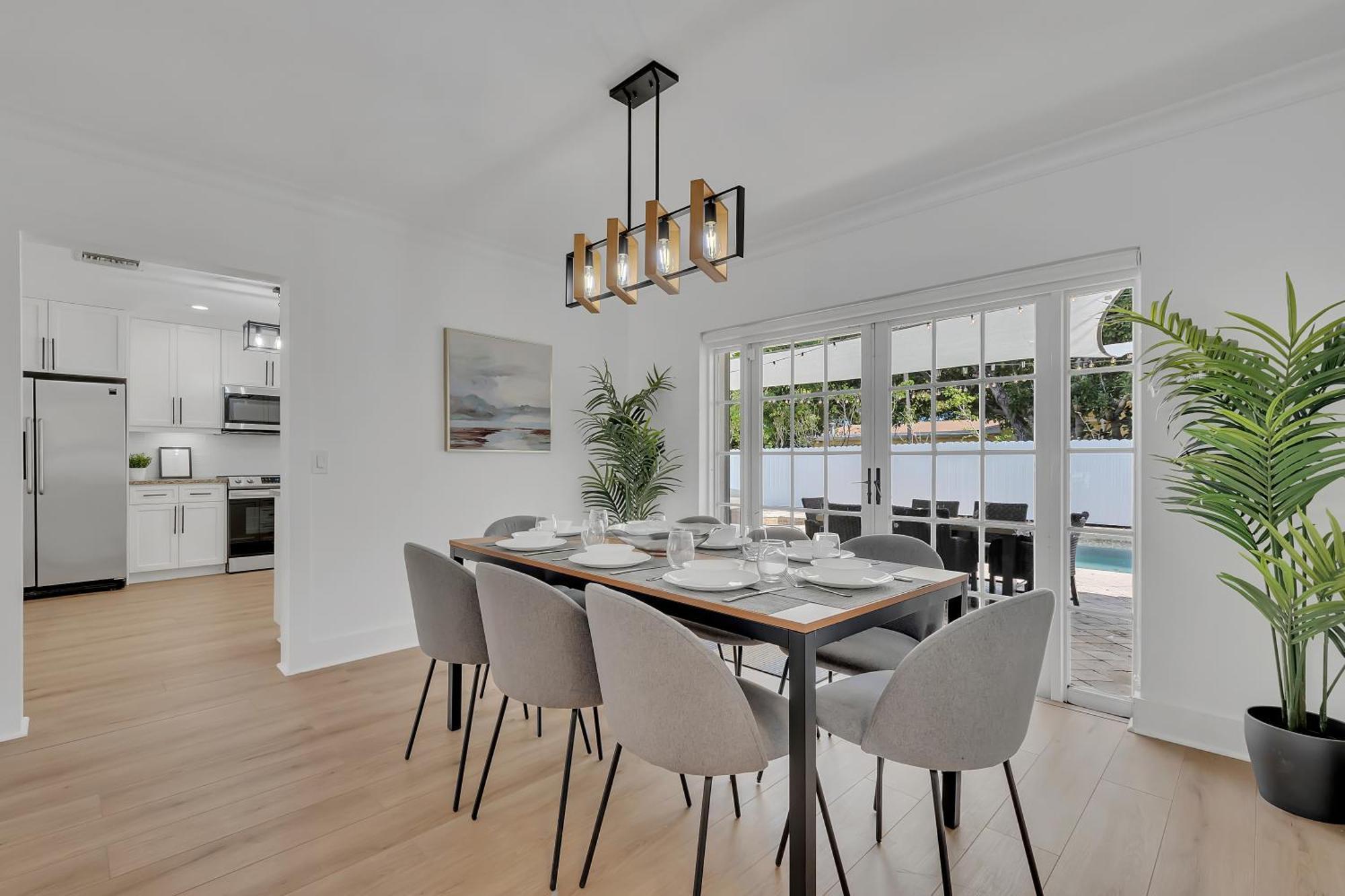 Gated Blanca 5br 3ba With Heated Pool & Bbq Apartment *