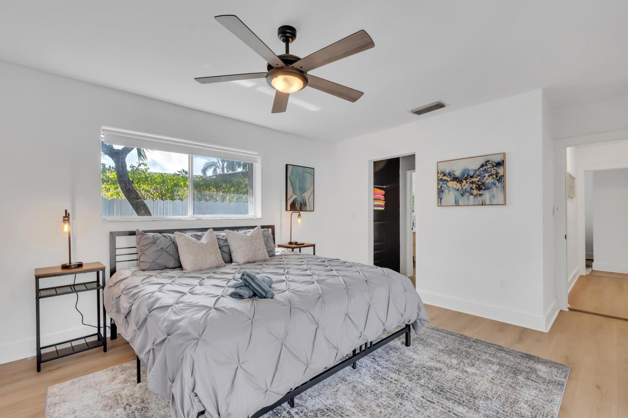 Apartment Gated Blanca 5br 3ba With Heated Pool & Bbq *