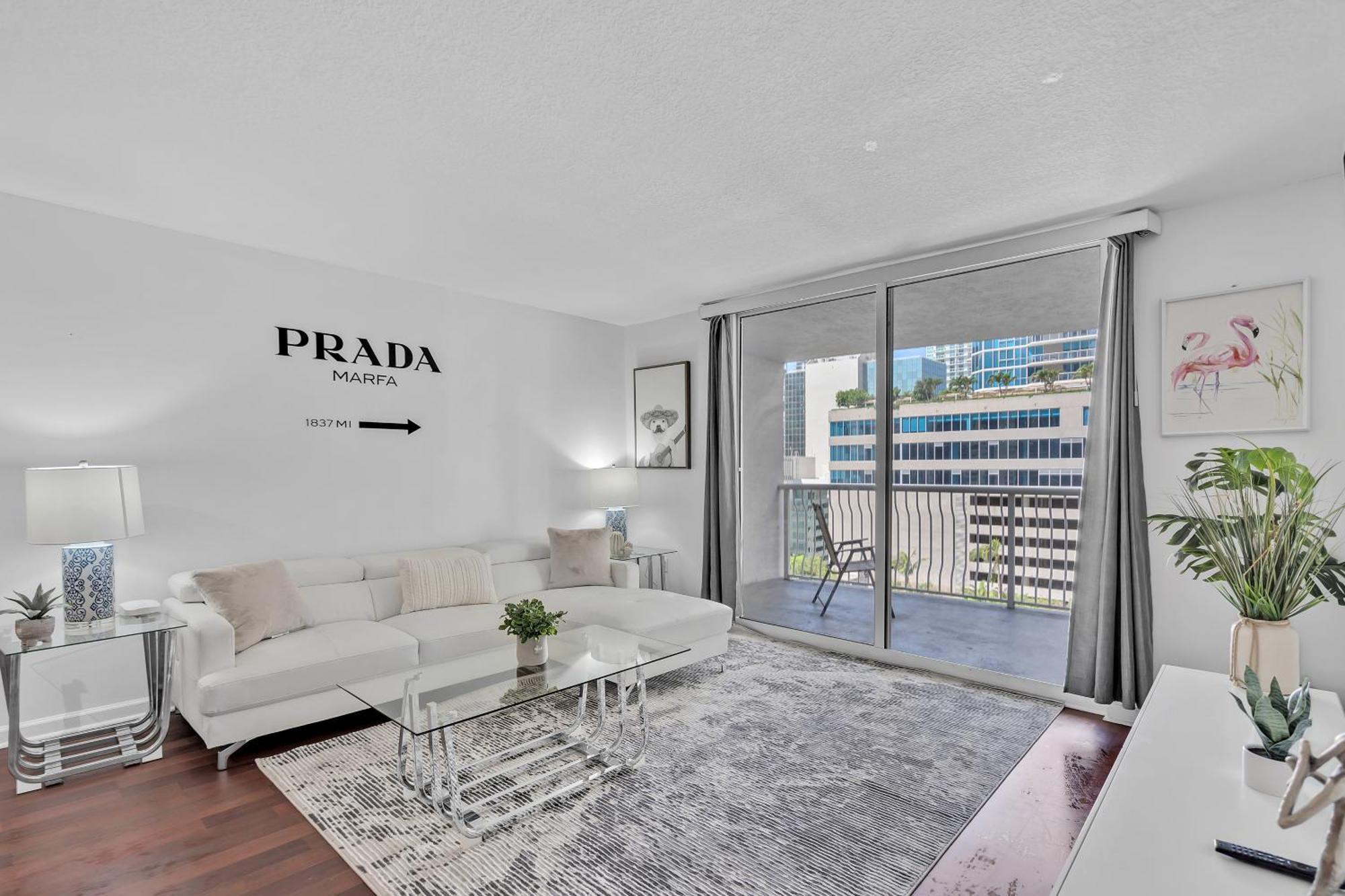 Amazing 1 Bed In Brickell Key With Free Pkg Apartment *