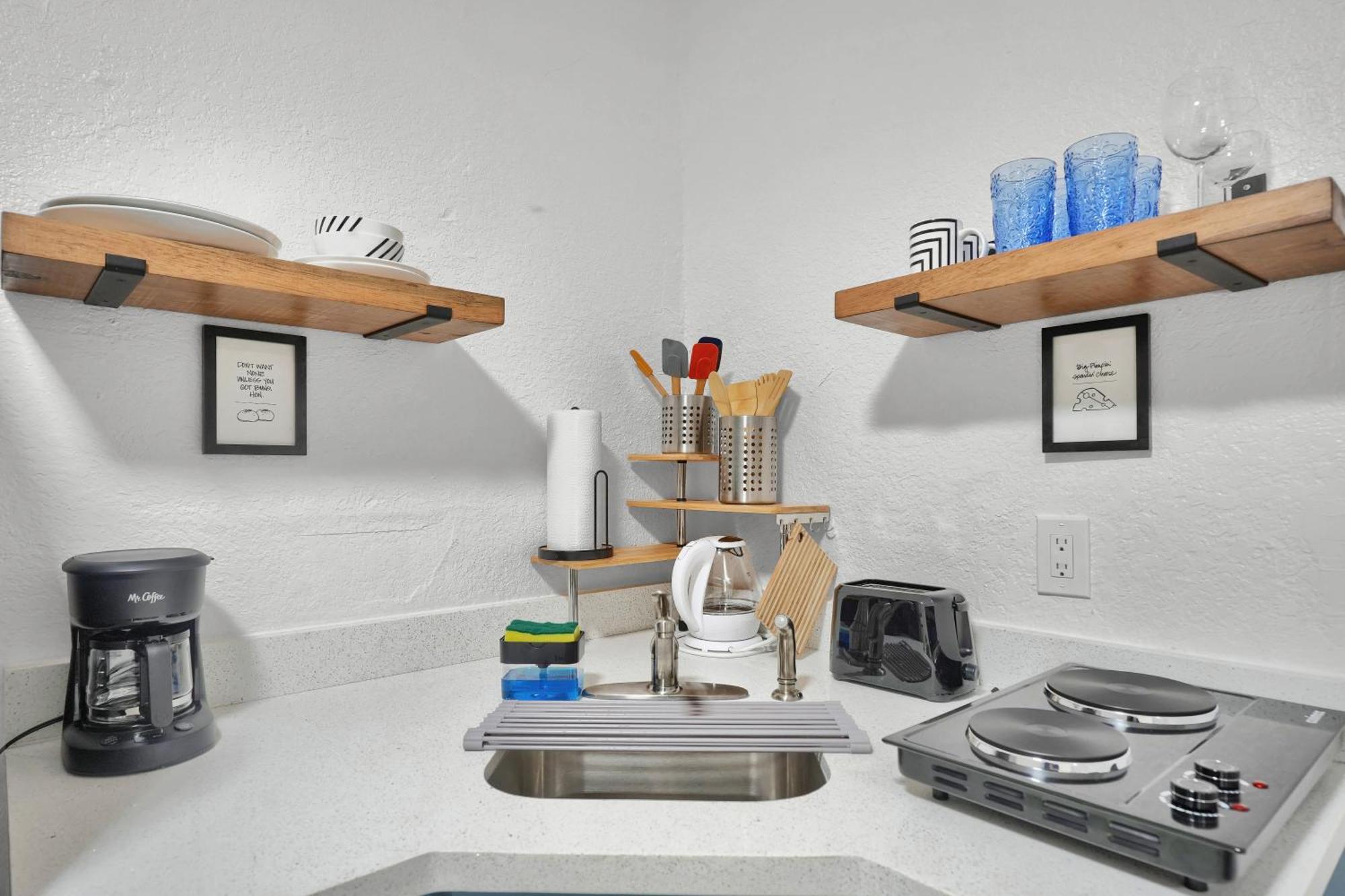 Azul - Fully-stocked, 1br With Private Patio And Free Parking Miami