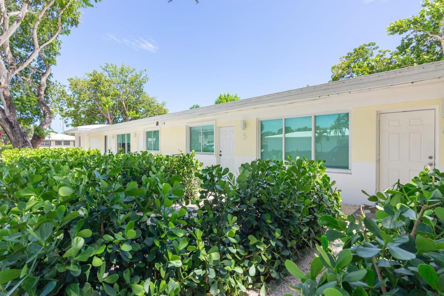 Newly Renovated Stylish In El Portal #2 Miami
