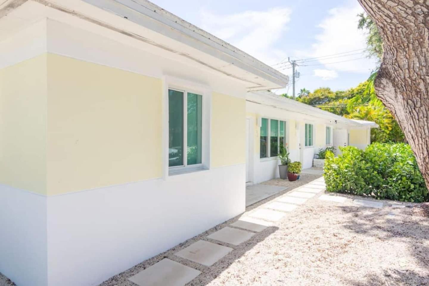 Newly Renovated Stylish In El Portal #2 Miami