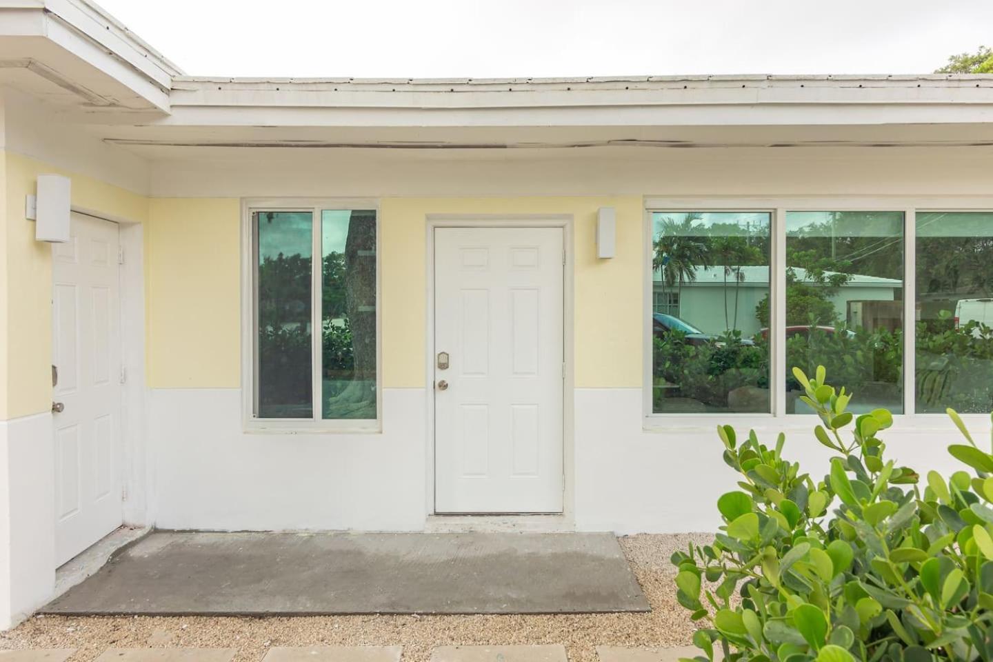 Large Stylish In El Portal #3 Miami