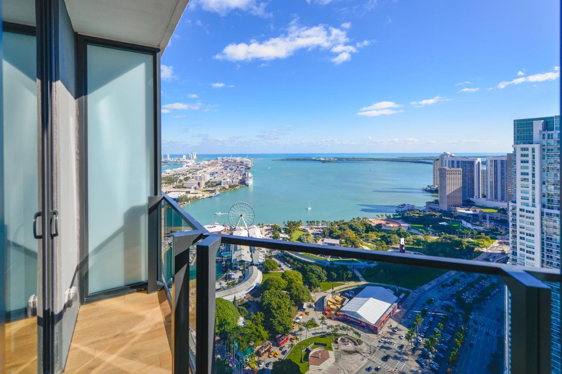 Exclusive Studio Next To The Bayside *