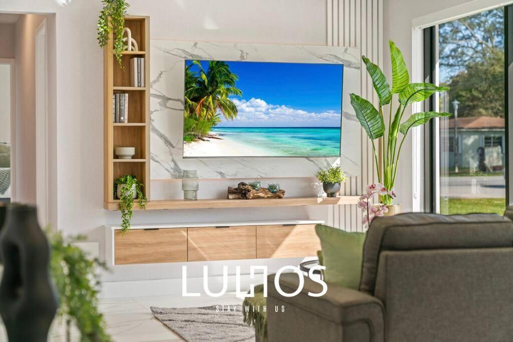 Holiday home Full Amenities Big House Pool Jacuzzi 6br L64 Miami