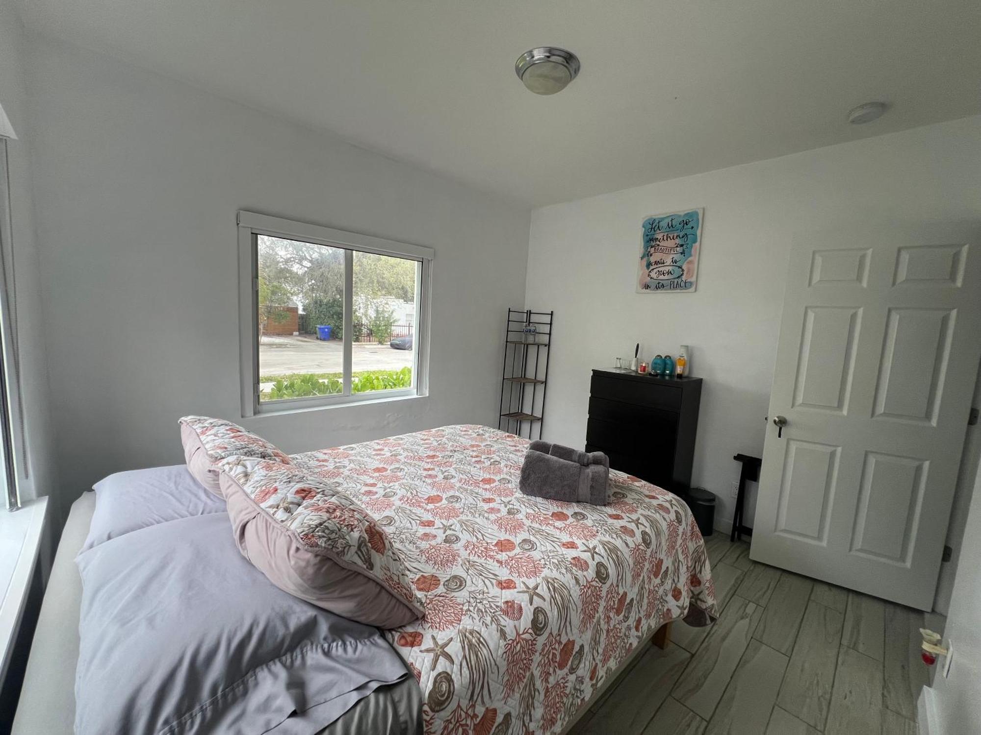 Cozy In A Quiet Homestay Miami