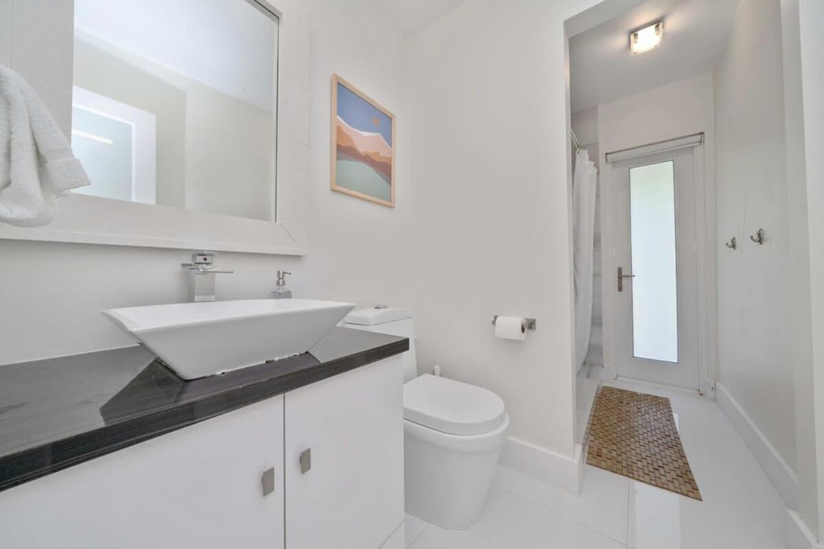Holiday home Boho House - Stylist With Parking And Large Yard *