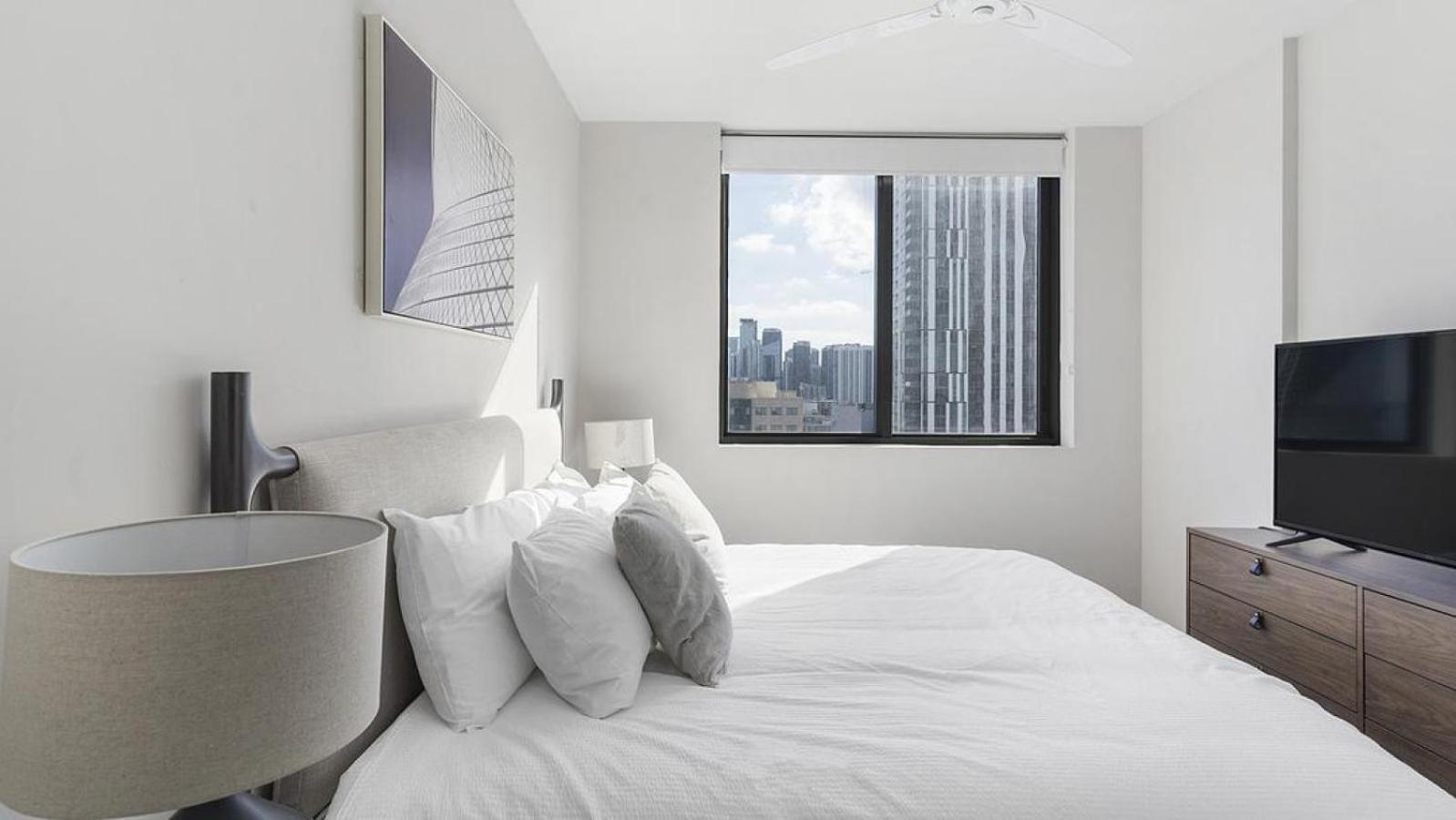 Landing - Modern With Amazing Amenities Miami