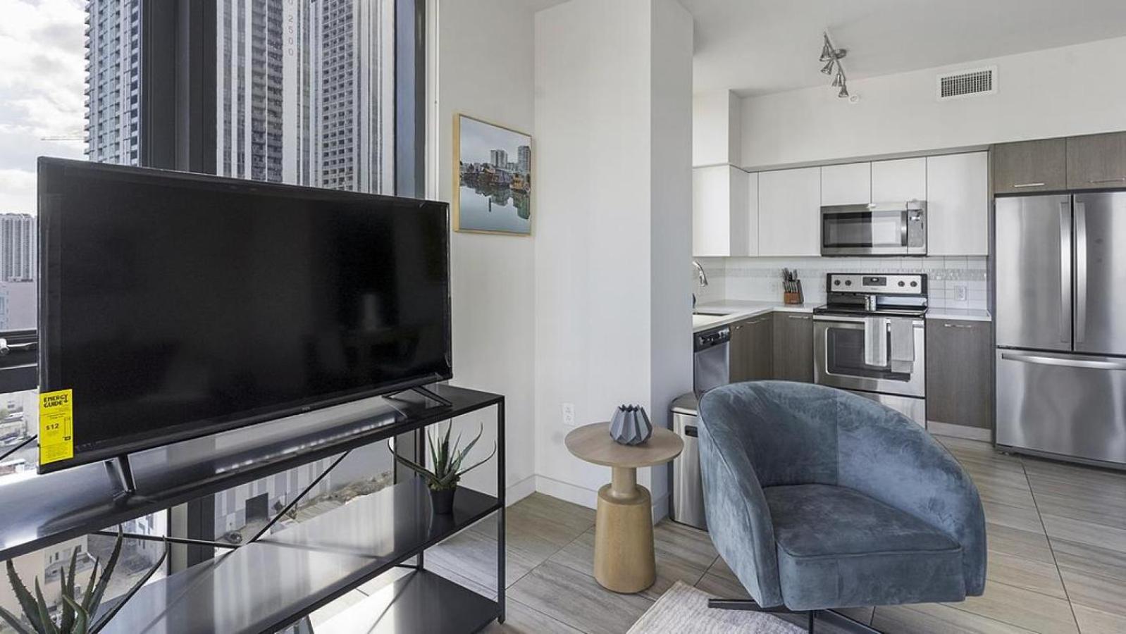 Landing - Modern With Amazing Amenities Apartment Miami