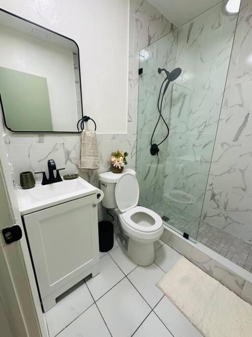 Coral Gables Near Airport And Beaches *