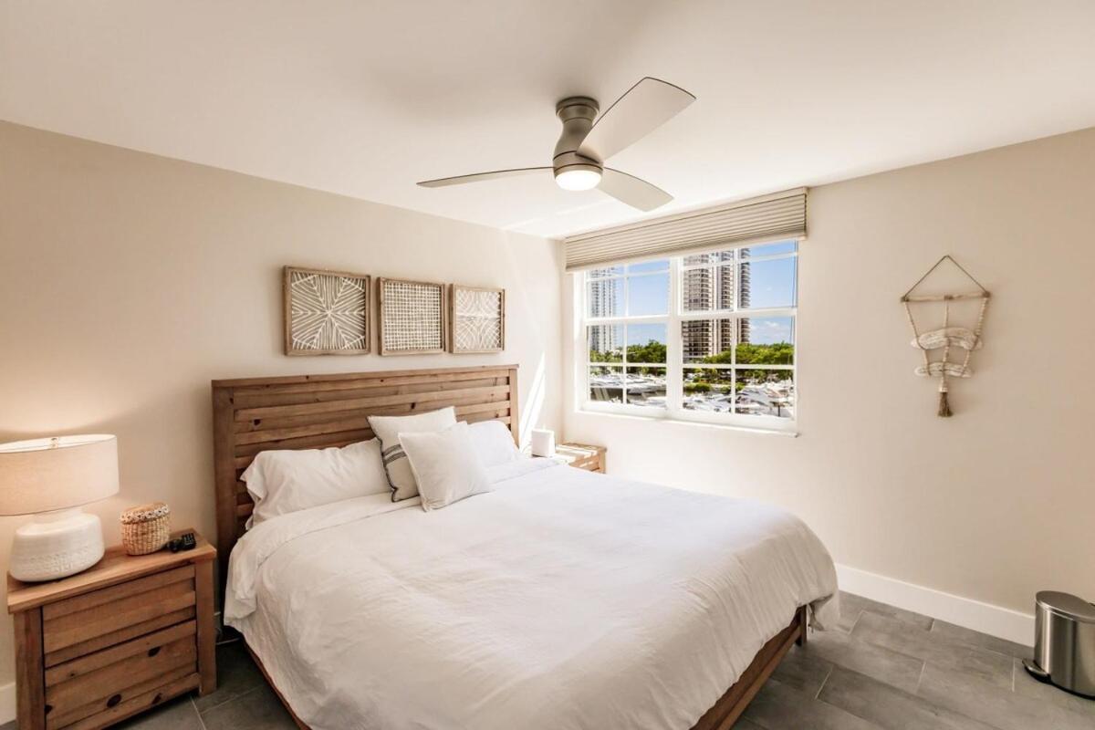 Casa de férias Hyperion - 3b Gem W Golf & Intracoastal Views *