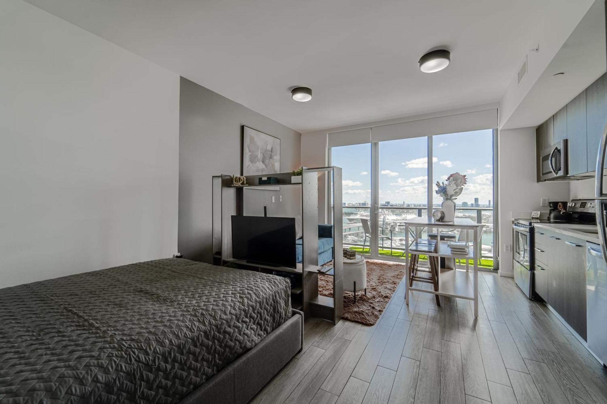 Apartment Devereaux Luxury One-bedroom And