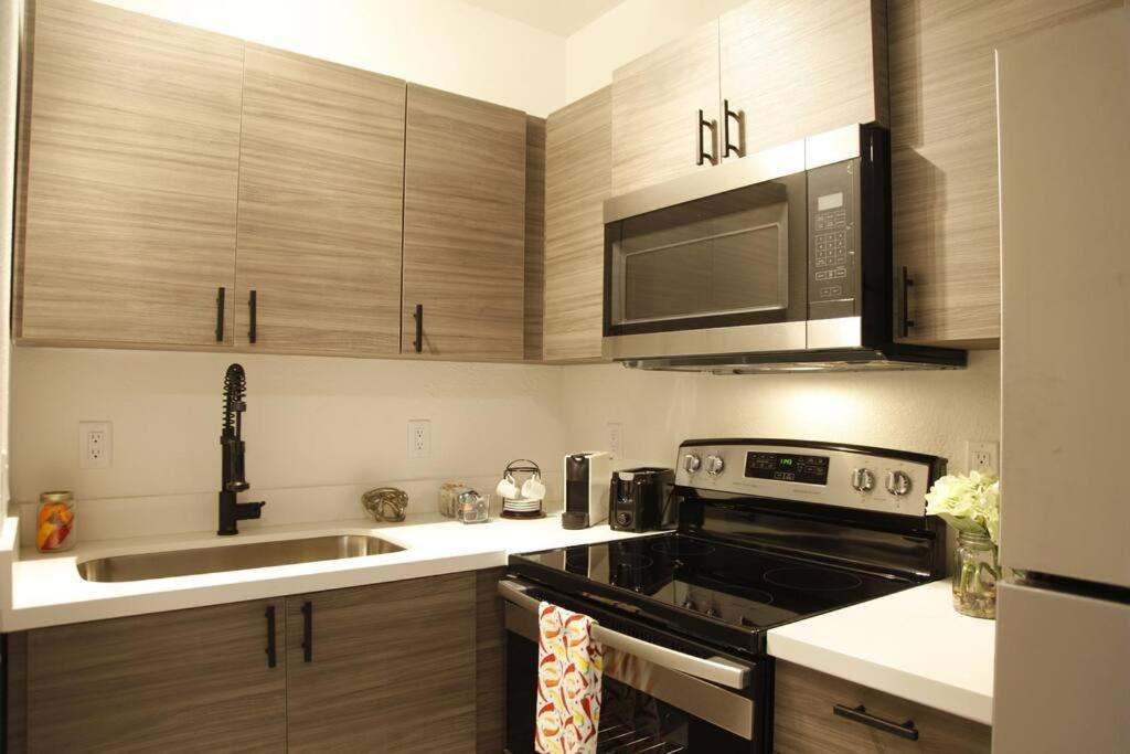 6 Designer In The Upper East-side Miami