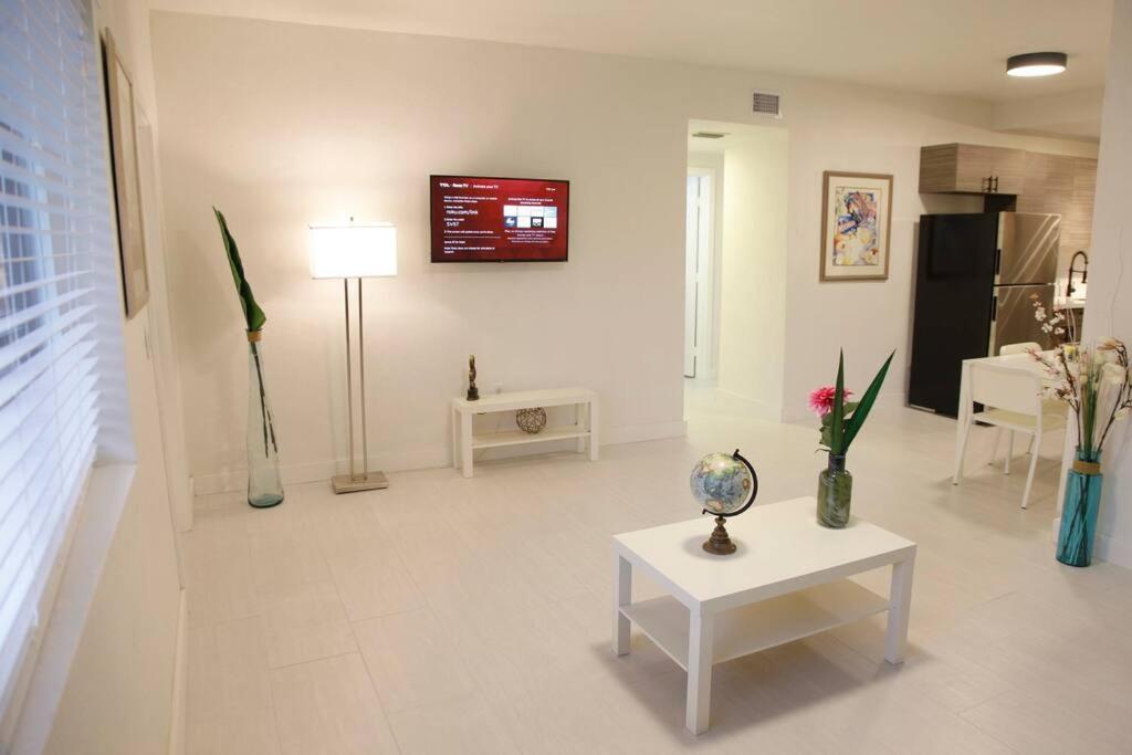 Apartment 2 Designer In The Upper East-side