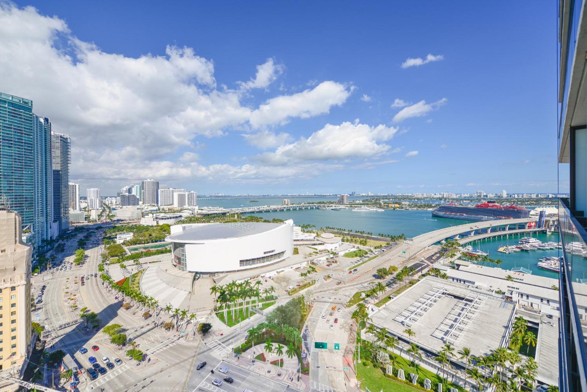 Luxury Studio With Bay View Near To Bayfront Park Miami
