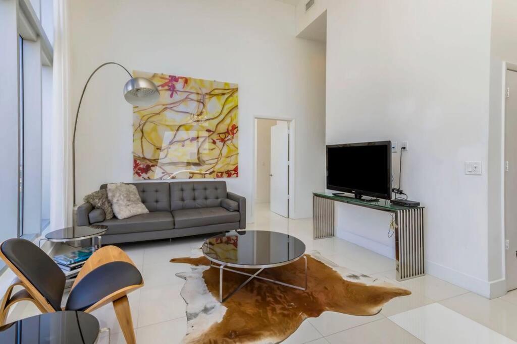 Beautiful Double Ceilings W Residences Brickell *