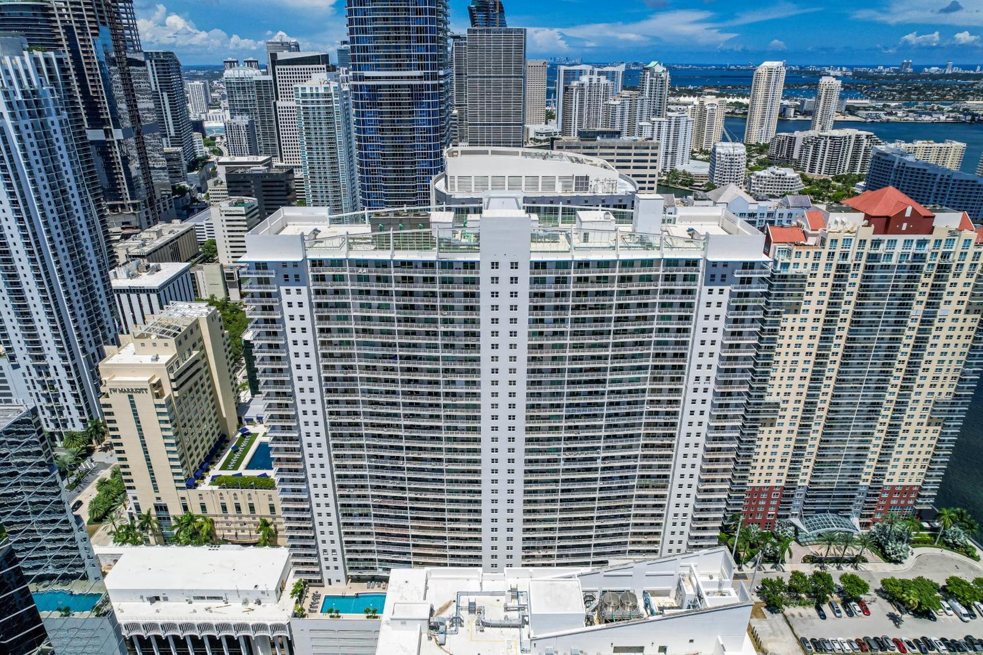 Amazing 1 Bed In Brickell Key With Free Pkg Apartment Miami