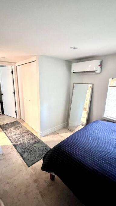 Holiday home Pool! Location! Steps To The Water! Kid Friendly!