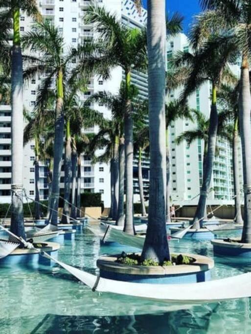 Apartment Four Seasons Luxury Miami
