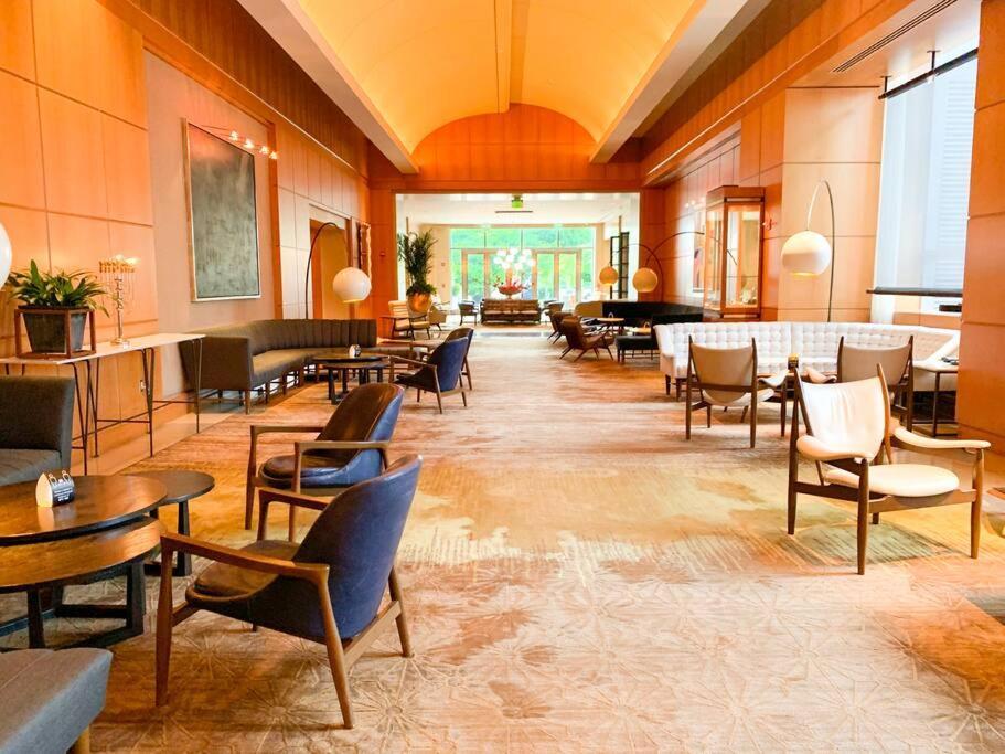 Four Seasons Luxury * Miami