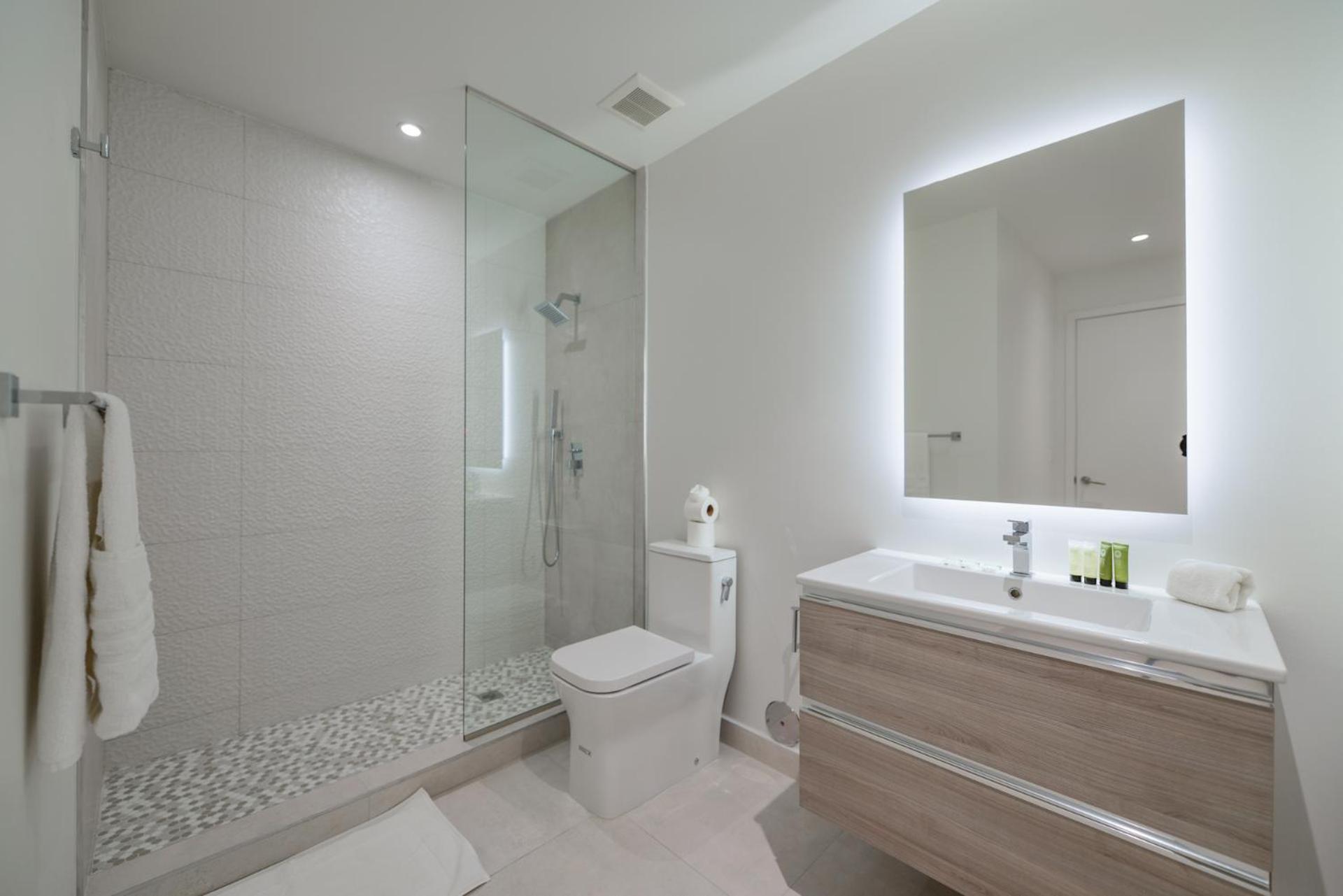 Prime Location: Luxury At Brickell *