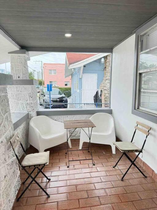 Cozy 4bed In Calle 8 Holiday home