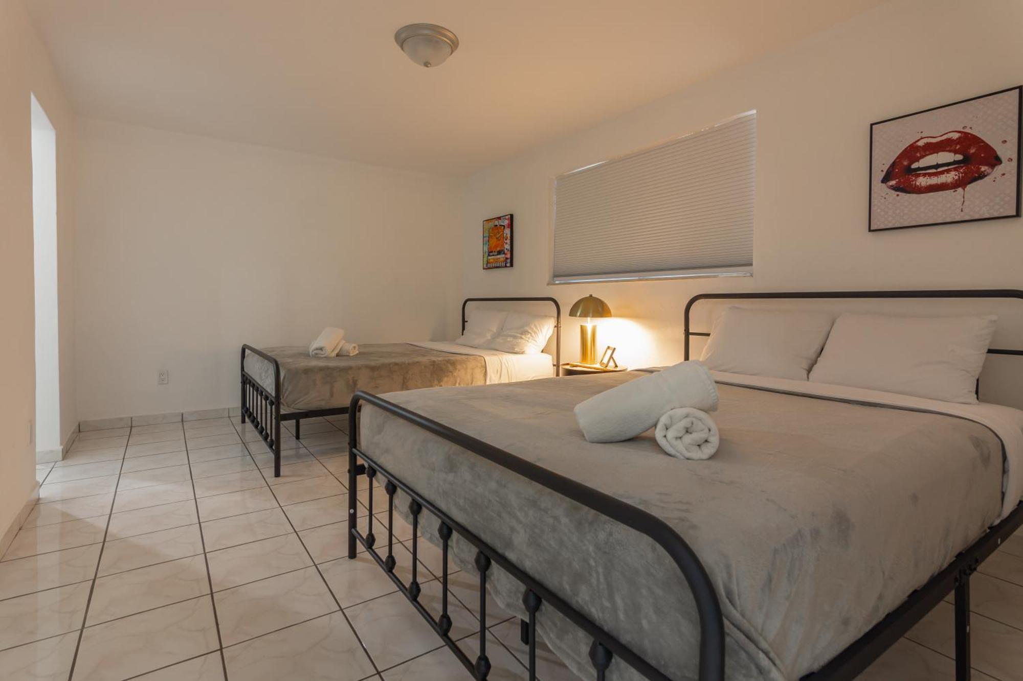 One Bedroom - With Parking & Balcony - Heart Of Wynwood *