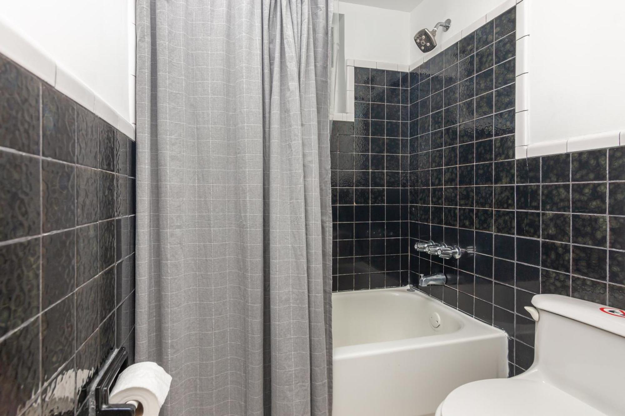 One Bedroom - With Parking & Balcony - Heart Of Wynwood Miami