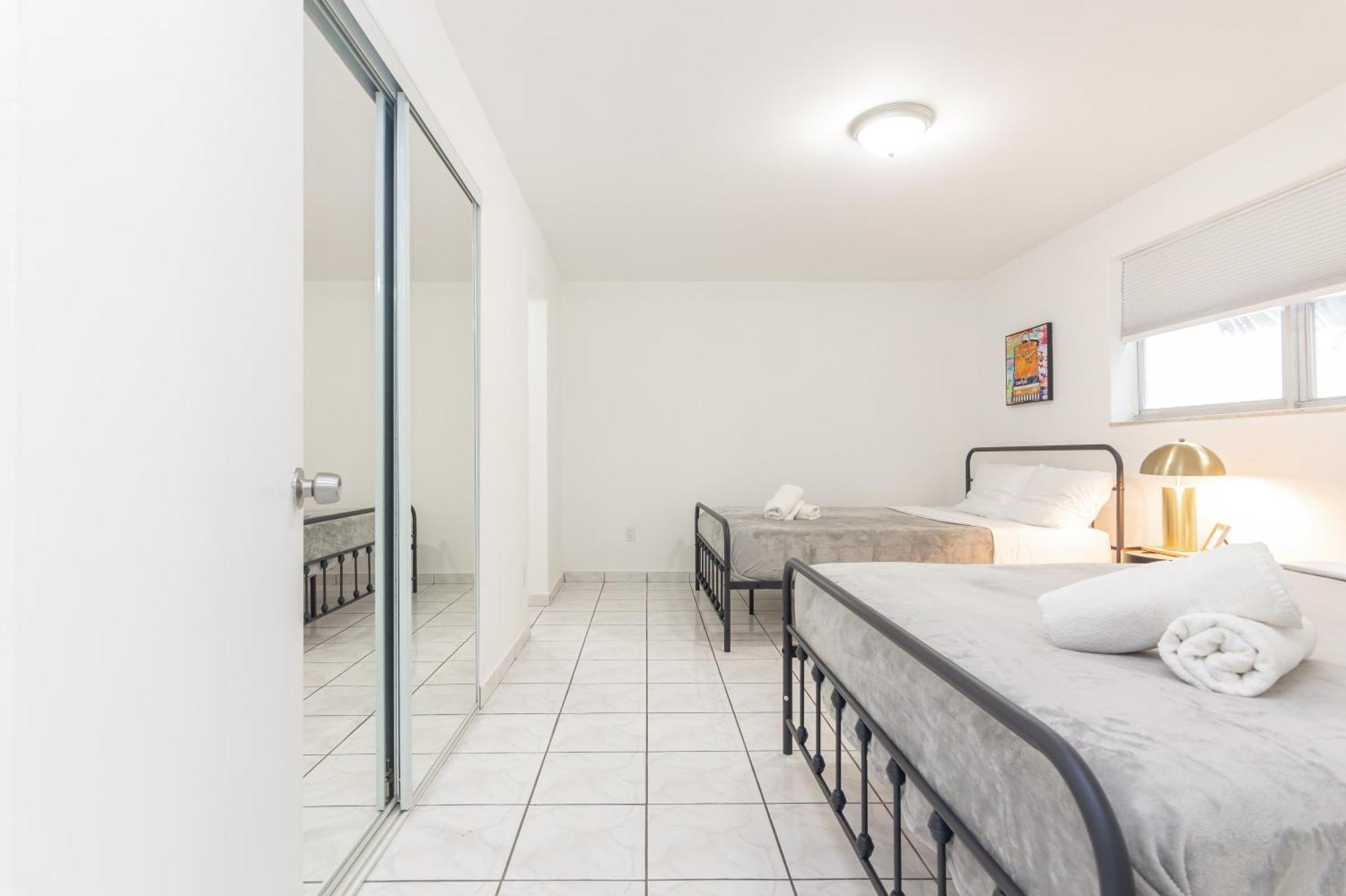 Apartment One Bedroom - With Parking & Balcony - Heart Of Wynwood Miami