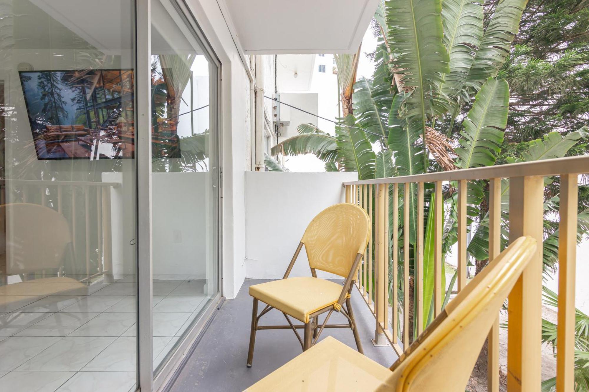 Apartment One Bedroom - With Parking & Balcony - Heart Of Wynwood Miami
