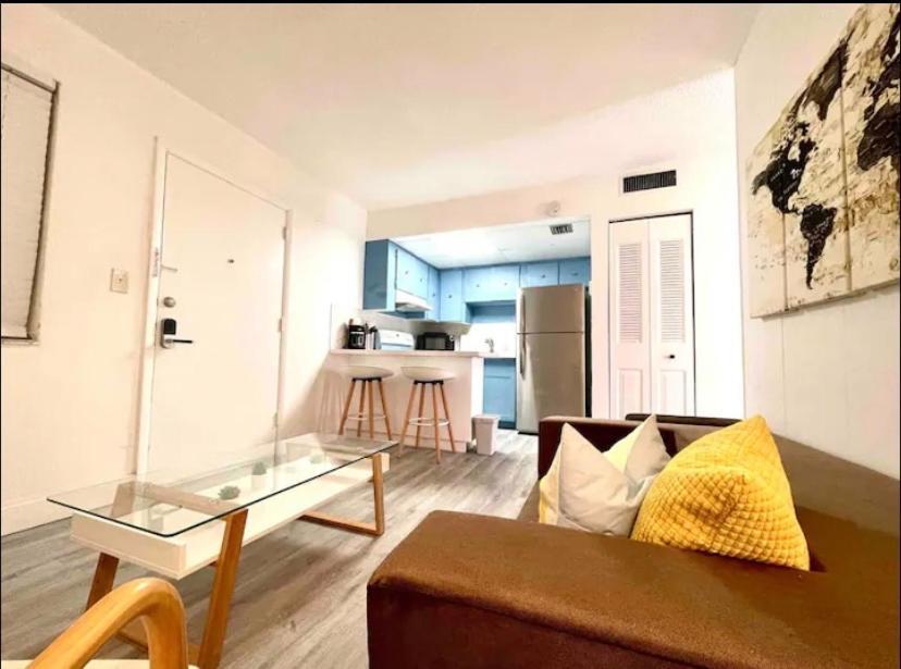 Apartamento International Airport 1 *