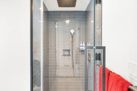 Apartment Explore Miami's Heat - Cozy Pool & Gym