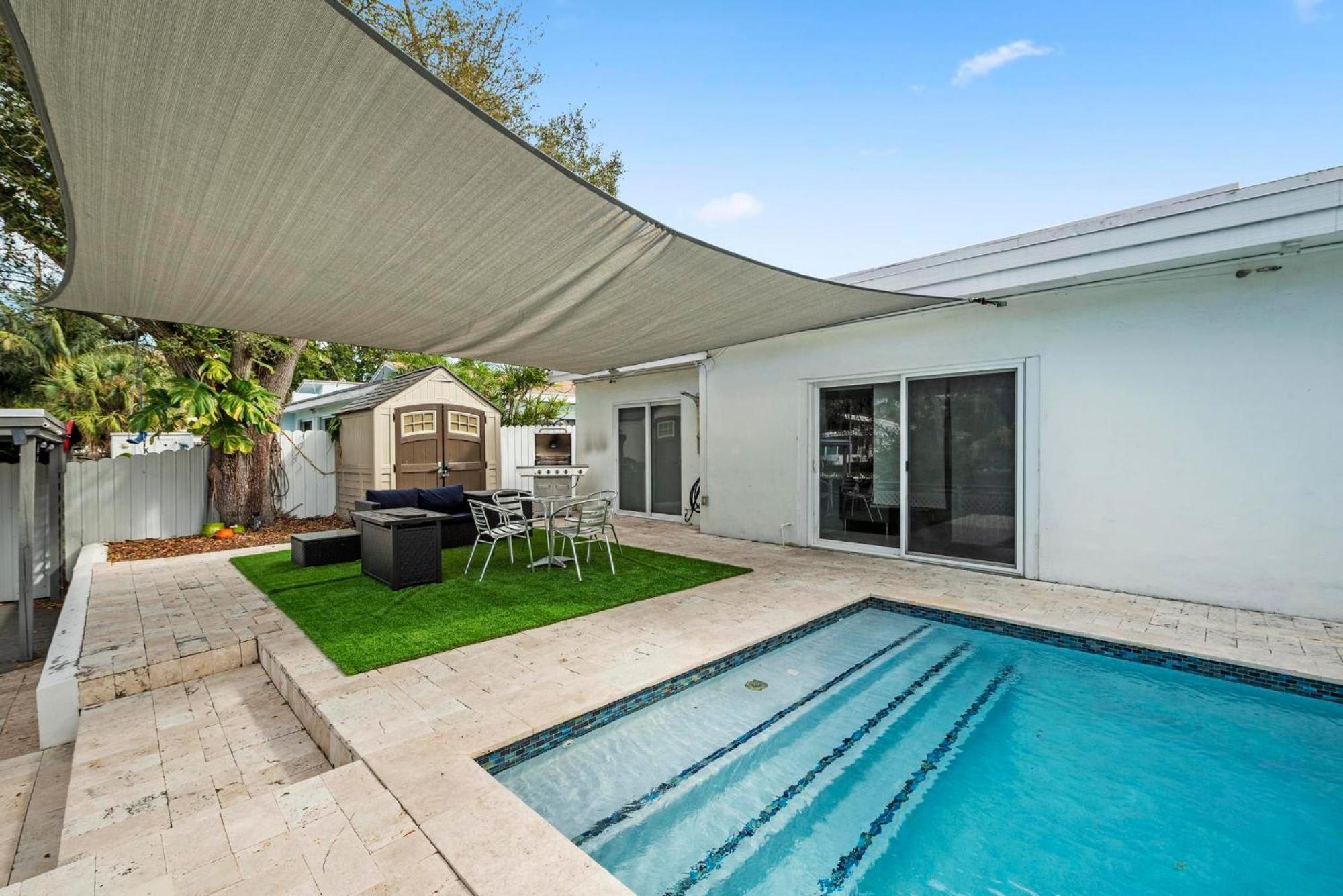Hyperion - Luxurious 5b W Pool & Lounge Miami