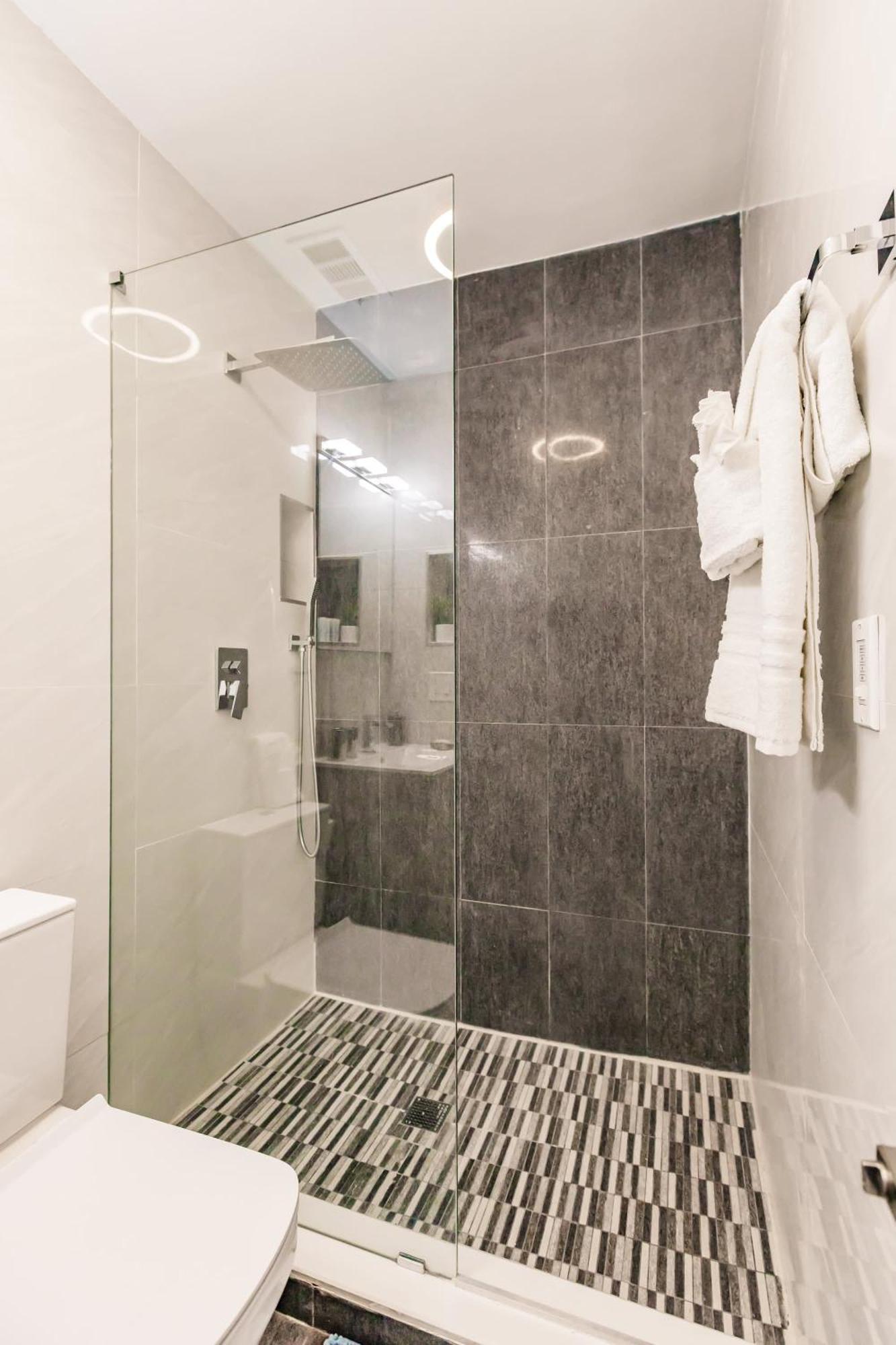 Holiday home Hyperion - Luxurious 5b W Pool & Lounge