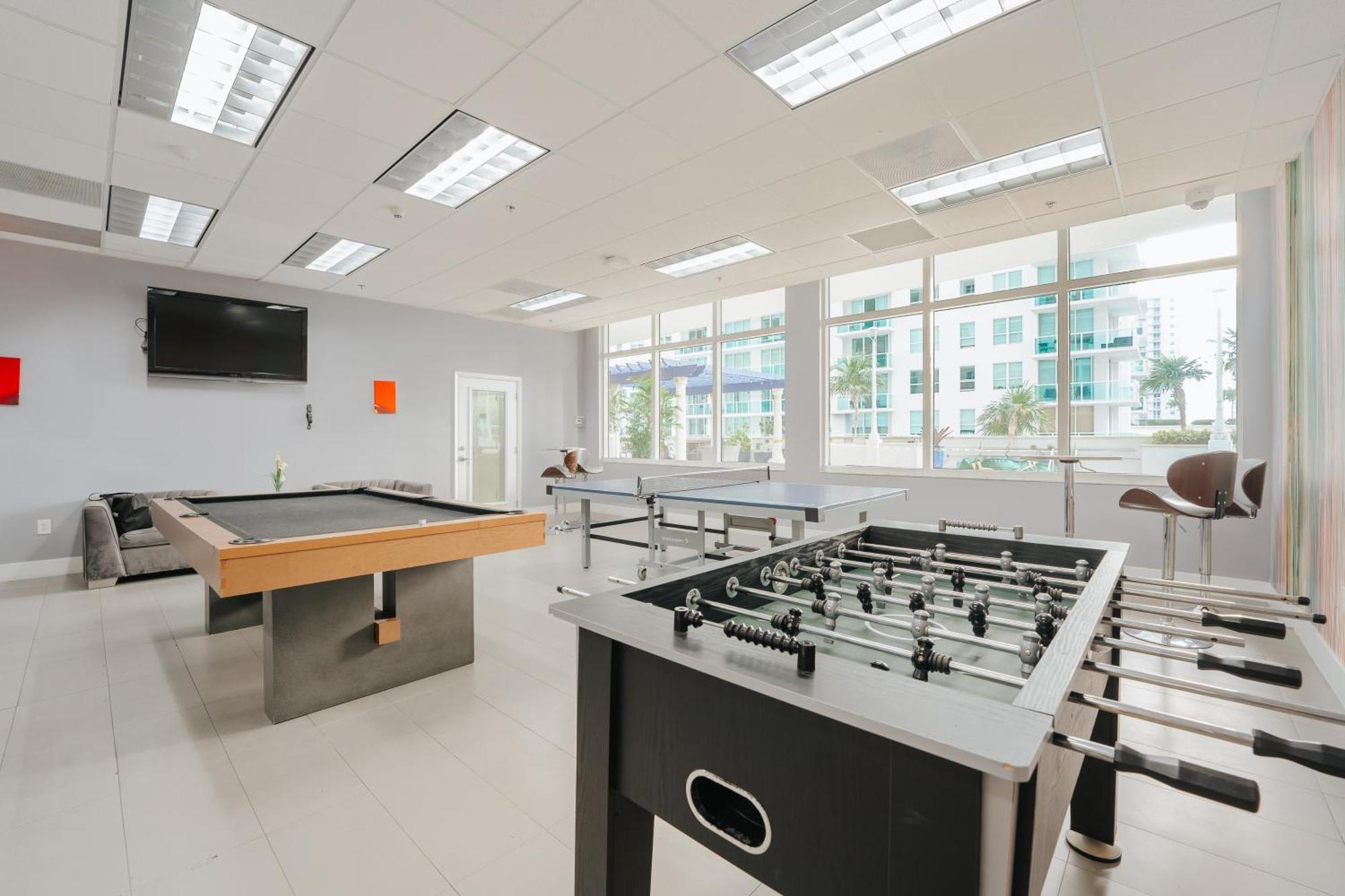 Apartment Bay Front Highrise Oasis In Brickell *