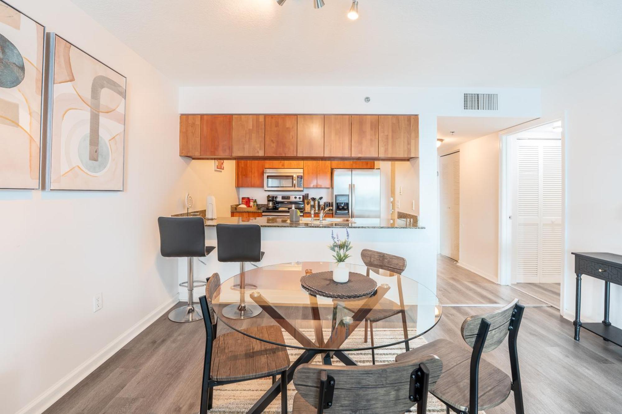 Bay Front Highrise Oasis In Brickell