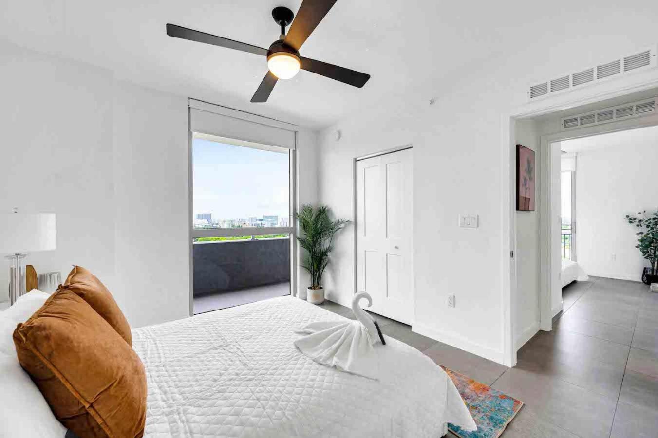 Amazing 3 Bed Unit In Dwntwn With Free Parking Apartamento Miami