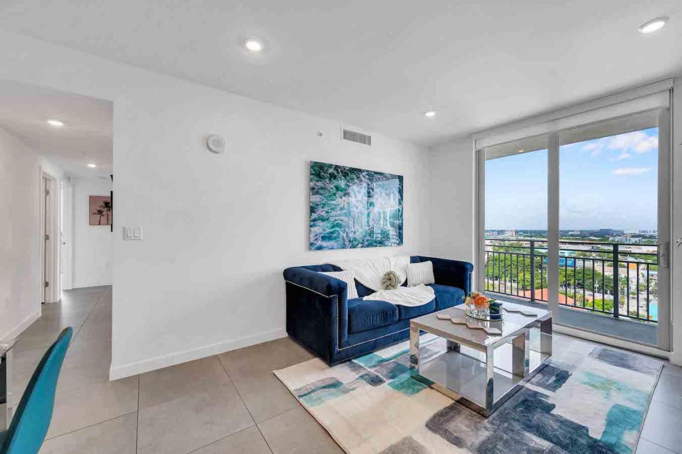 Amazing 3 Bed Unit In Dwntwn With Free Parking Apartamento Miami