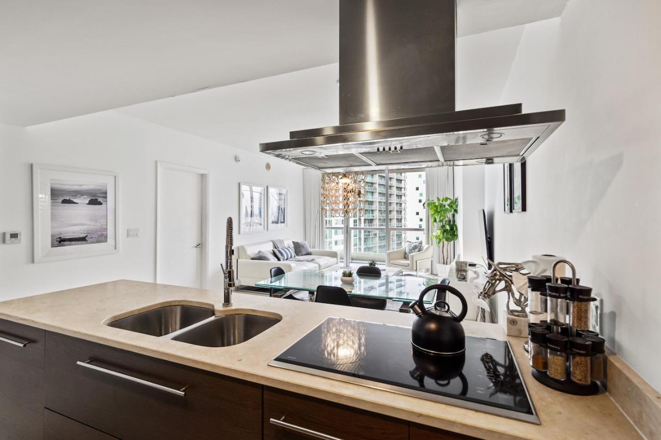 Modern High Rise One Bedroom At Icon Brickell * Miami