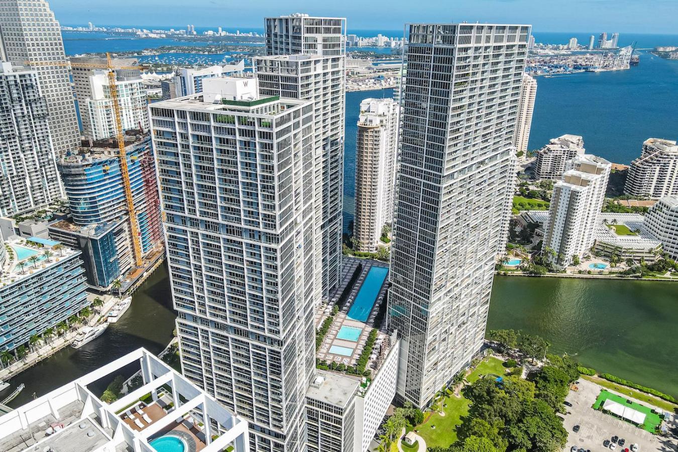 Modern High Rise One Bedroom At Icon Brickell Apartment *