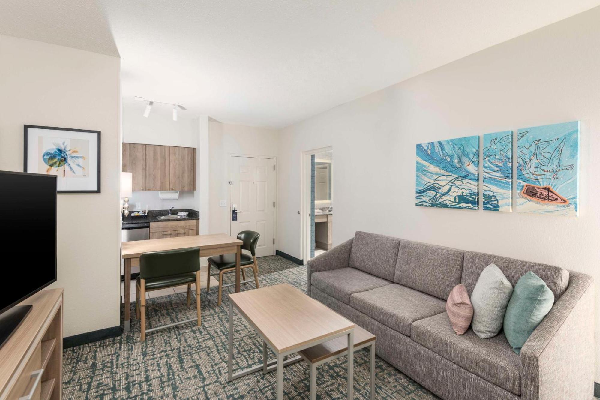 Hotel Homewood Airport/blue Lagoon 3*