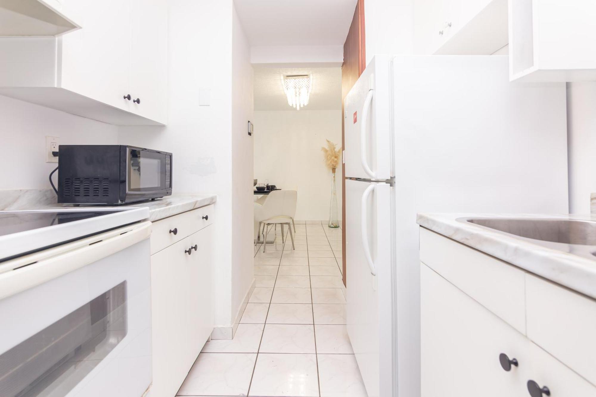 One Bedroom - With Parking & Balcony - Heart Of Wynwood Miami