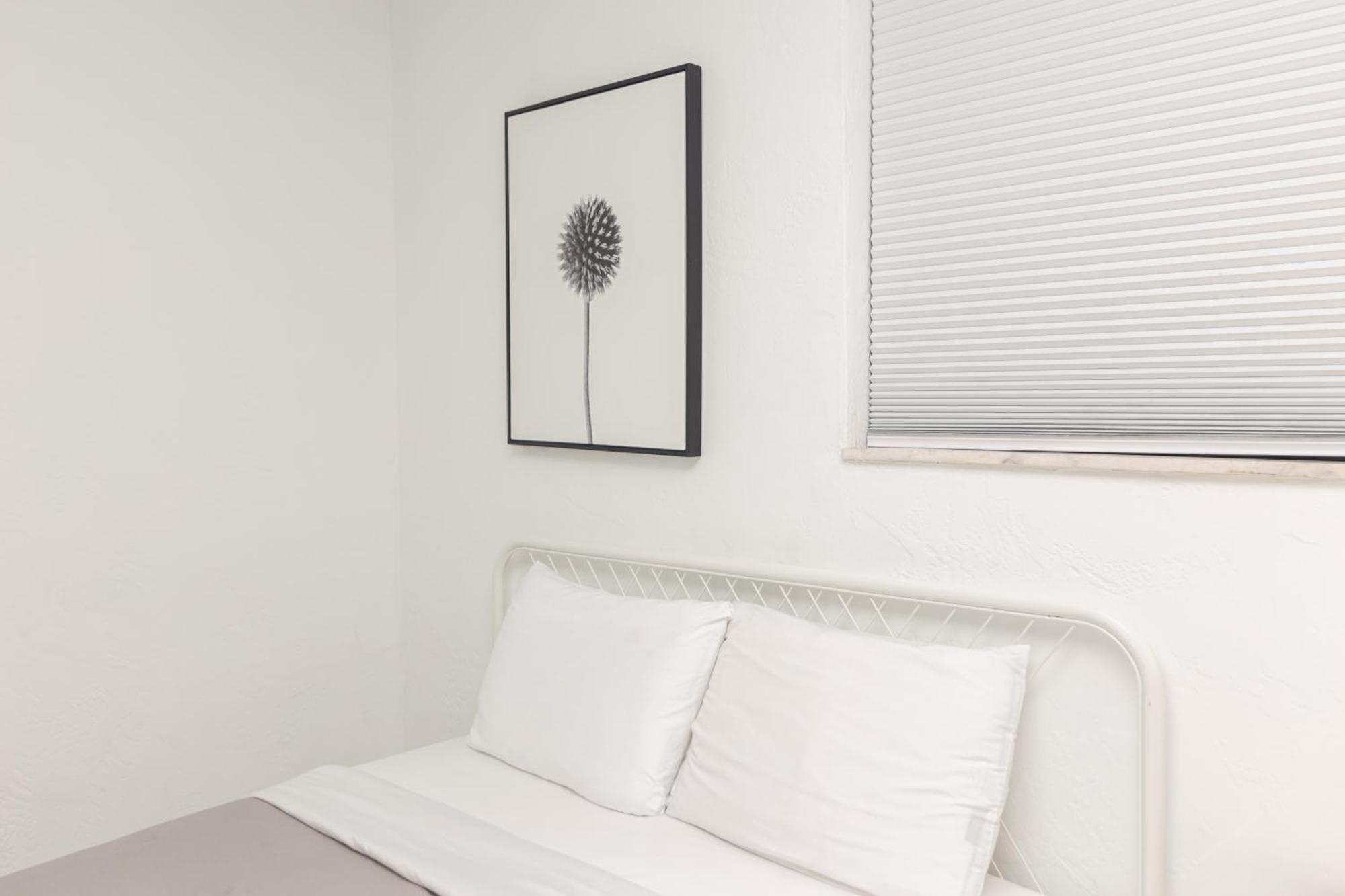 One Bedroom - With Parking & Balcony - Heart Of Wynwood *