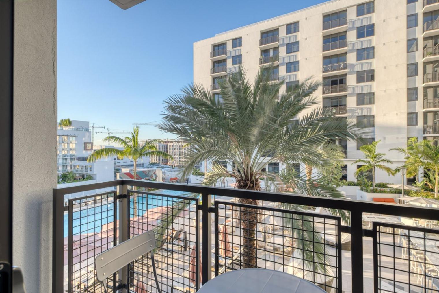 Wynwood 1br W Gym Pool Wd Nr Shops Bars Mia-34