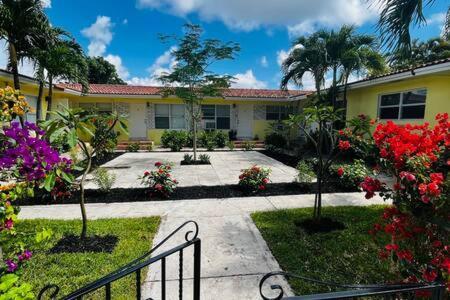 Apartment Huge 1 Bed Newly Renovated Free Parking