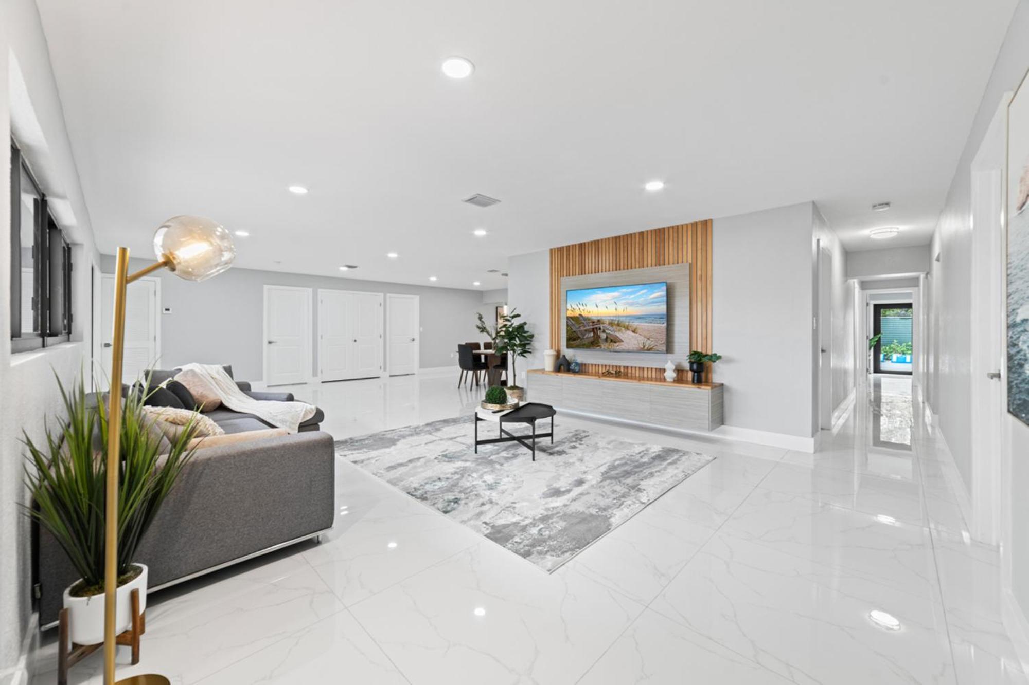 The Palace Pickleball Gameroom Heated L26 Holiday home