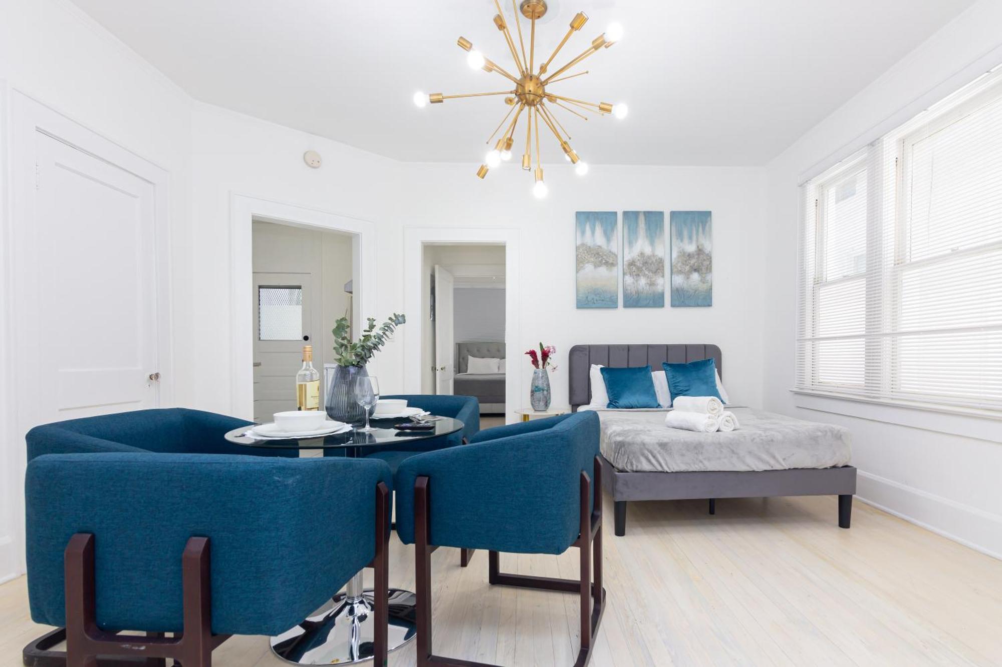 2-bdrm -heart Wynwood & Edgewater- Private Parking Apartment Miami